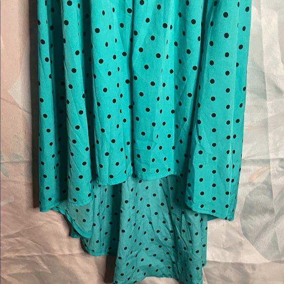Sleeveless Teal Polka Dot Dress - Picture 4 of 6